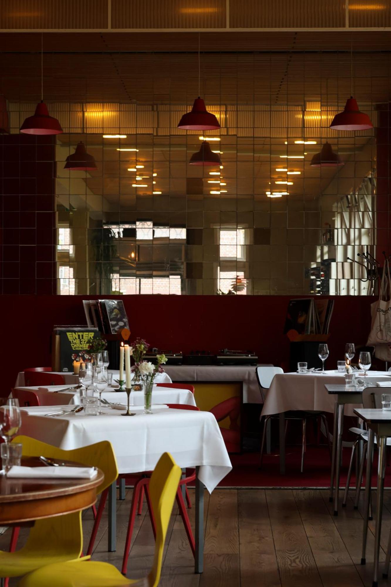 Cafe Modern Ámsterdam